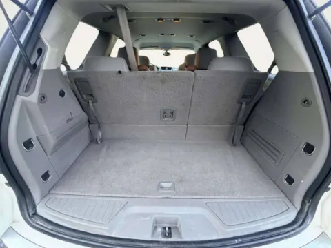 More photos of 2015 GMC Acadia SLE at Your Choice Autos - Joliet, IL