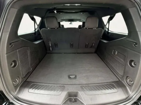 More photos of 2021 Chevrolet Suburban LT at Your Choice Autos - Joliet, IL