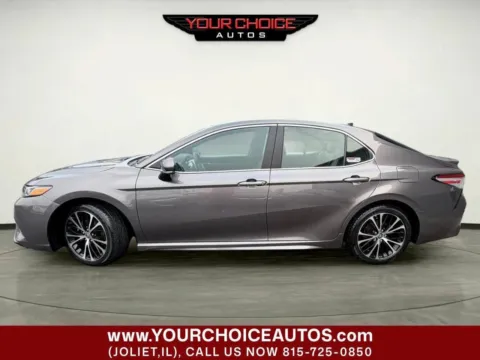 Photos of 2020 Toyota Camry SE 4dr Sedan for sale in Joliet, IL at Your Choice Autos - Joliet