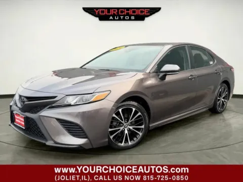 Gray 2020 Toyota Camry SE 4dr Sedan for sale in Joliet, IL