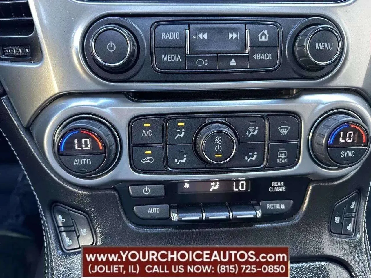 2018 Chevrolet Tahoe Premier - Photo 23