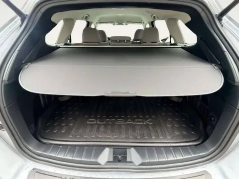 More photos of 2020 Subaru Outback Premium at Your Choice Autos - Joliet, IL