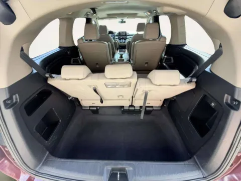 More photos of 2018 Honda Odyssey EX-L at Your Choice Autos - Joliet, IL