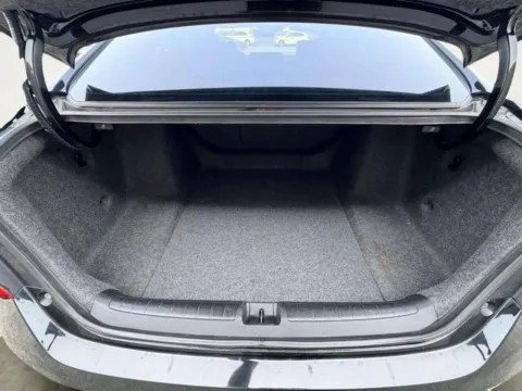 More photos of 2019 Honda Accord Hybrid Touring at Your Choice Autos - Joliet, IL