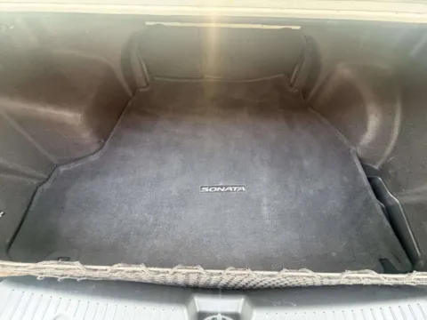 More photos of 2013 Hyundai Sonata SE at Your Choice Autos - Joliet, IL