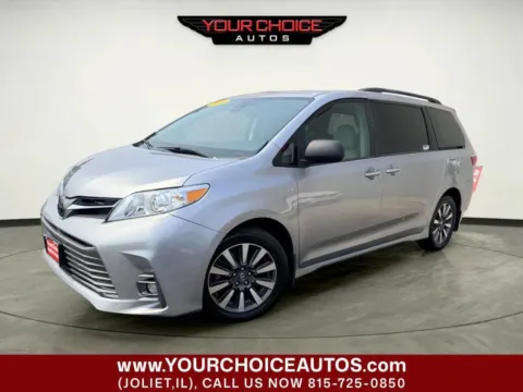 Silver 2018 Toyota Sienna XLE 7 Passenger AWD 4dr Mini Van for sale in Joliet, IL