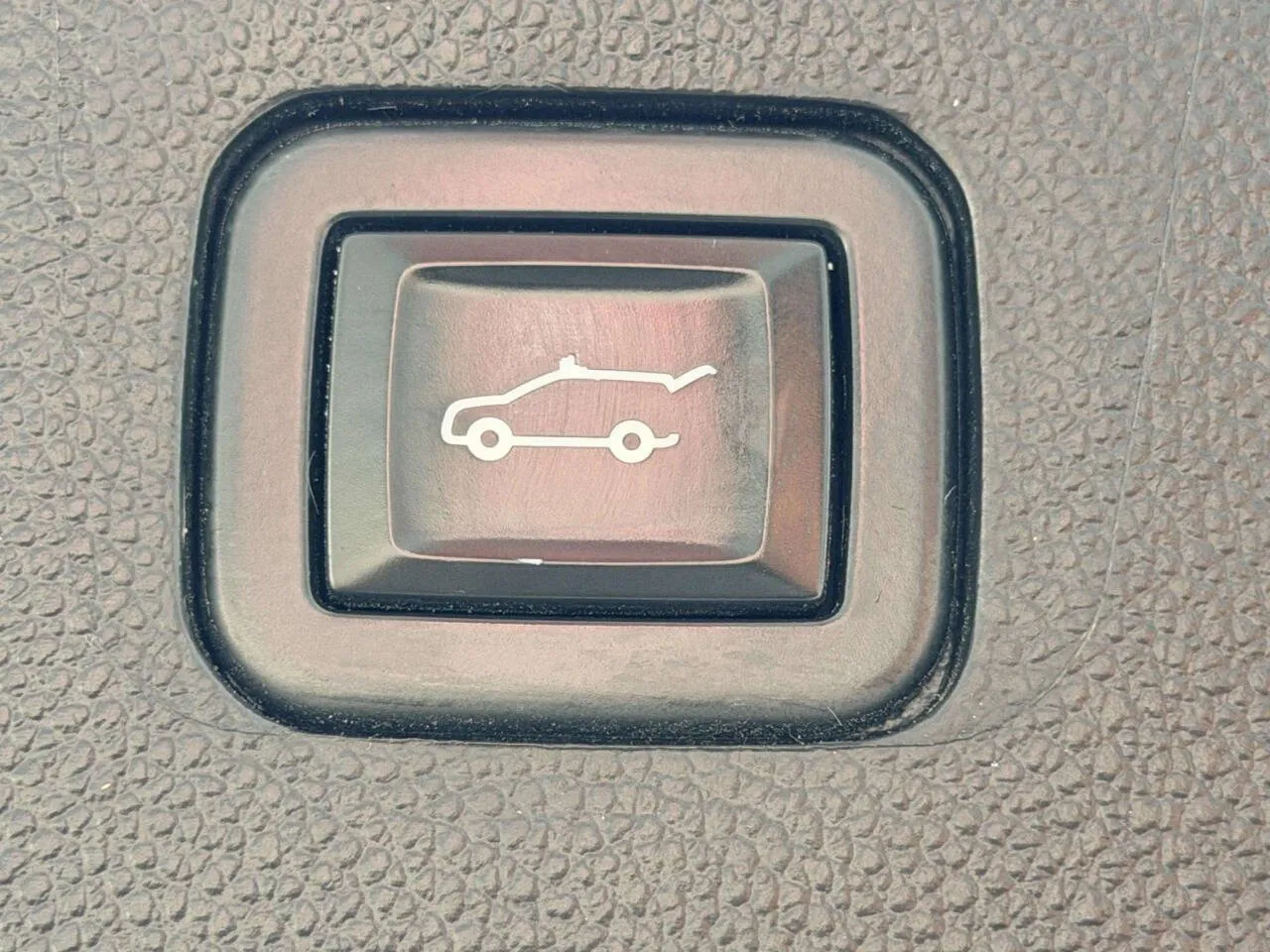2020 Chevrolet Traverse 3LT - Photo 6