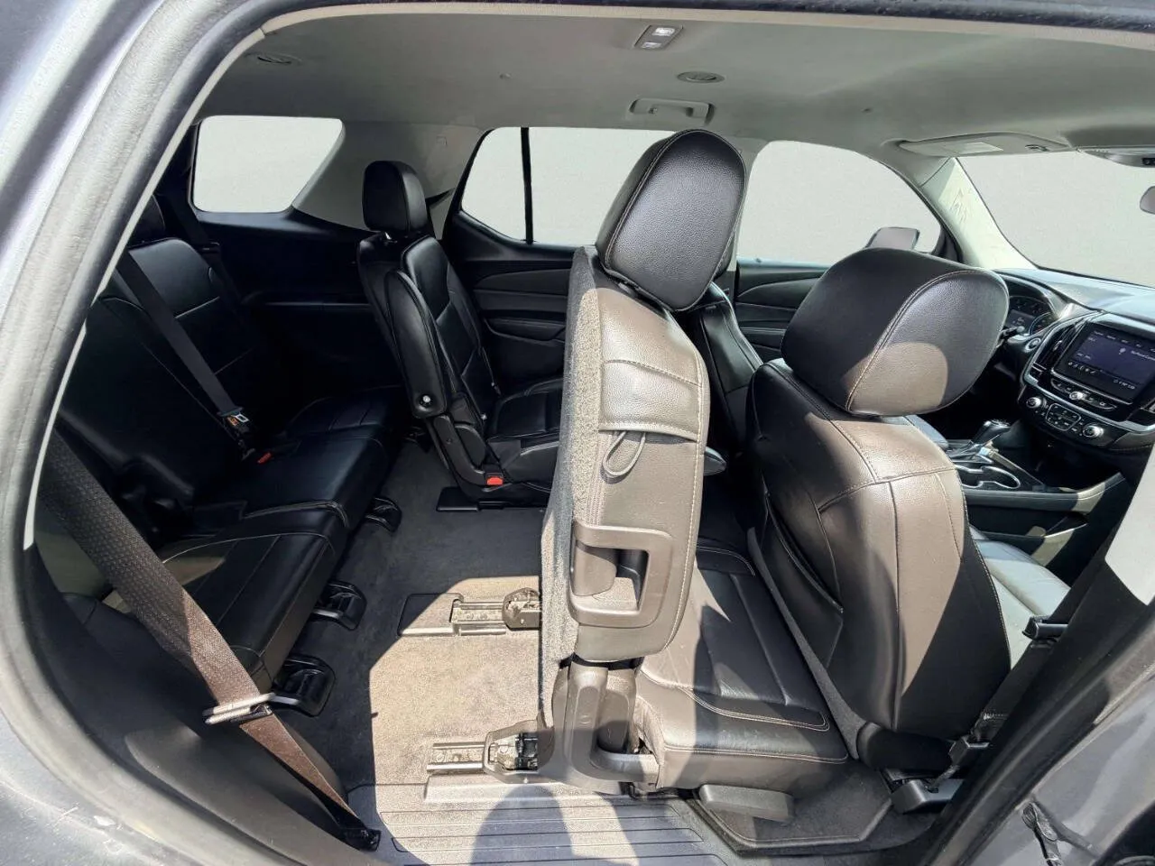 2020 Chevrolet Traverse 3LT - Photo 25