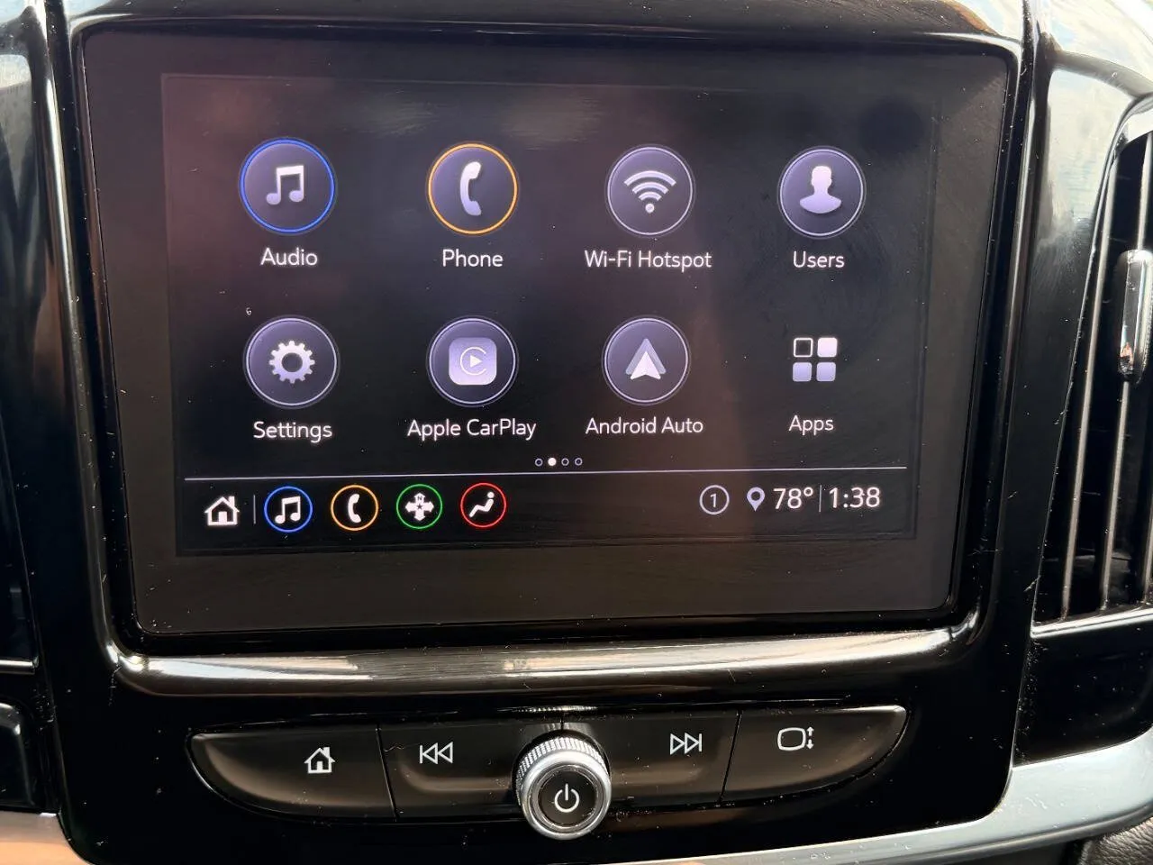 2020 Chevrolet Traverse 3LT - Photo 36