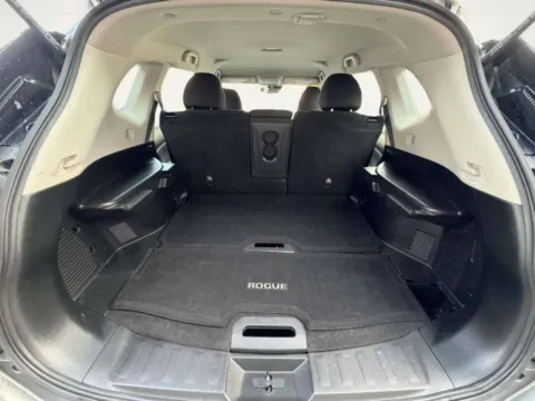 More photos of 2020 Nissan Rogue S at Your Choice Autos - Joliet, IL