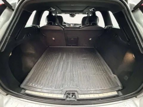 More photos of 2021 Volvo XC60 R-Design at Your Choice Autos - Joliet, IL