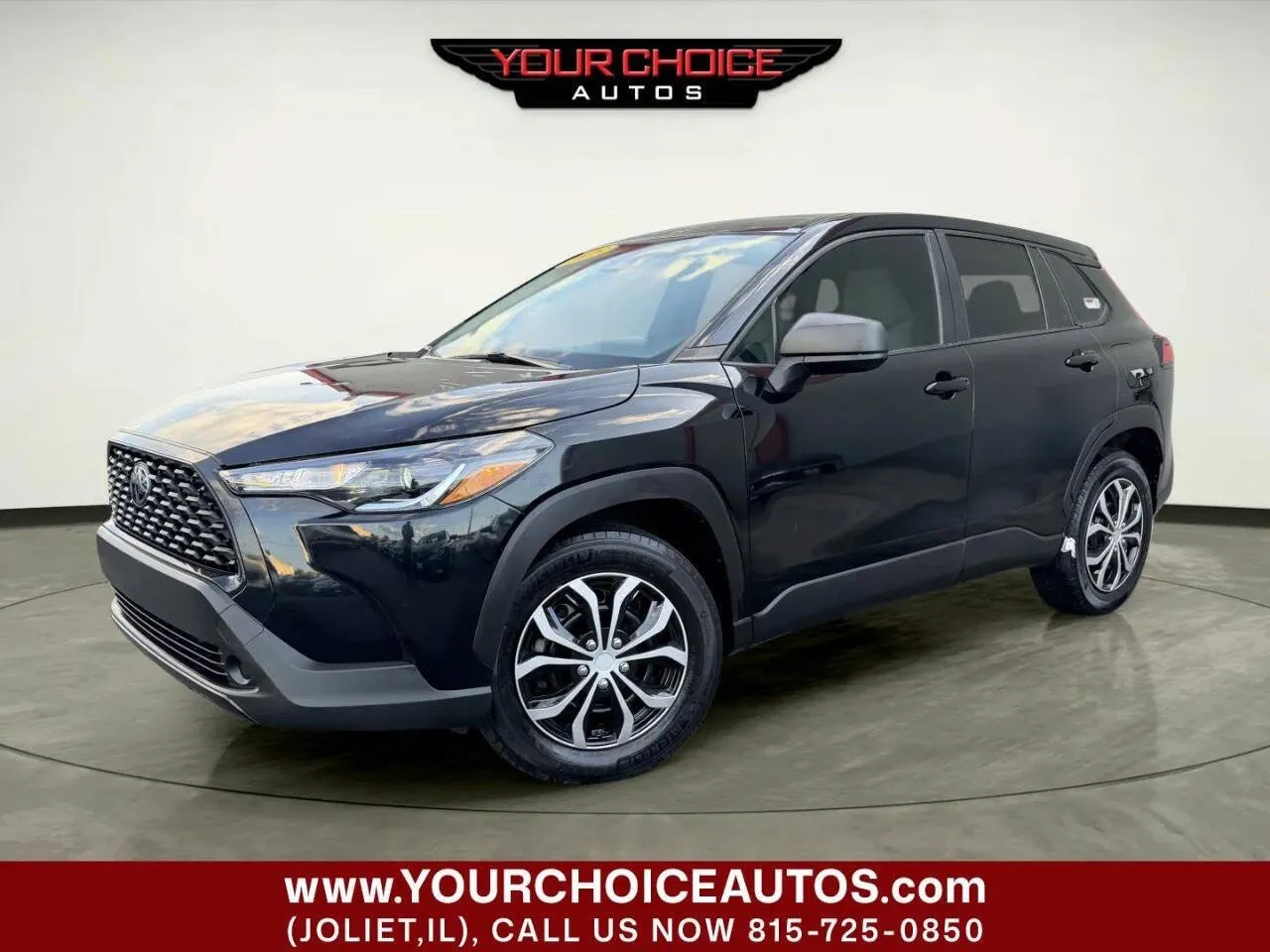 Black 2023 Toyota Corolla Cross L for sale in Joliet, IL