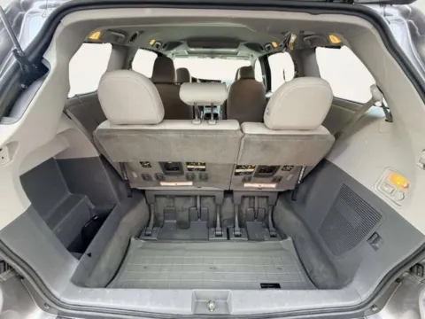 More photos of 2016 Toyota Sienna XLE Premium 7 Passenger AWD 4dr Mini Van at Your Choice Autos - Joliet, IL