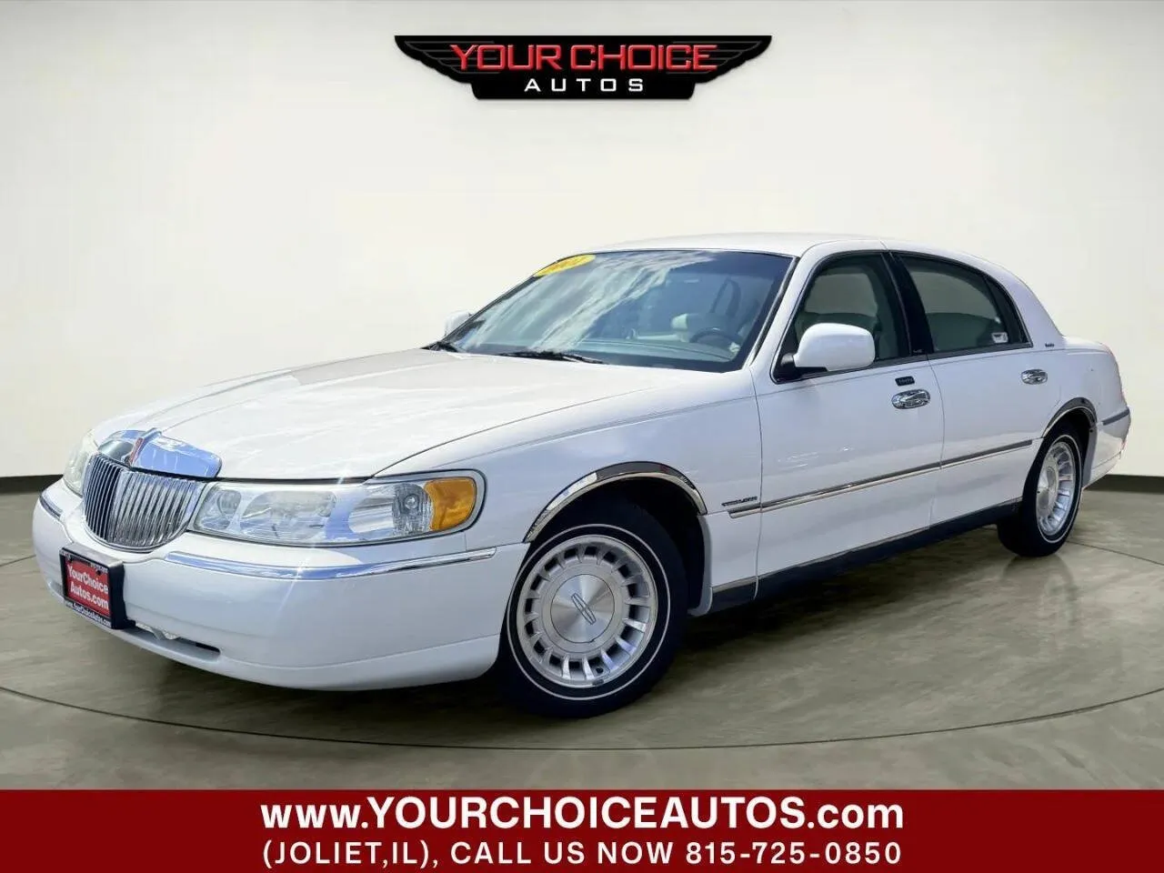 White 2001 Lincoln Town Car Executive for sale in Joliet, IL