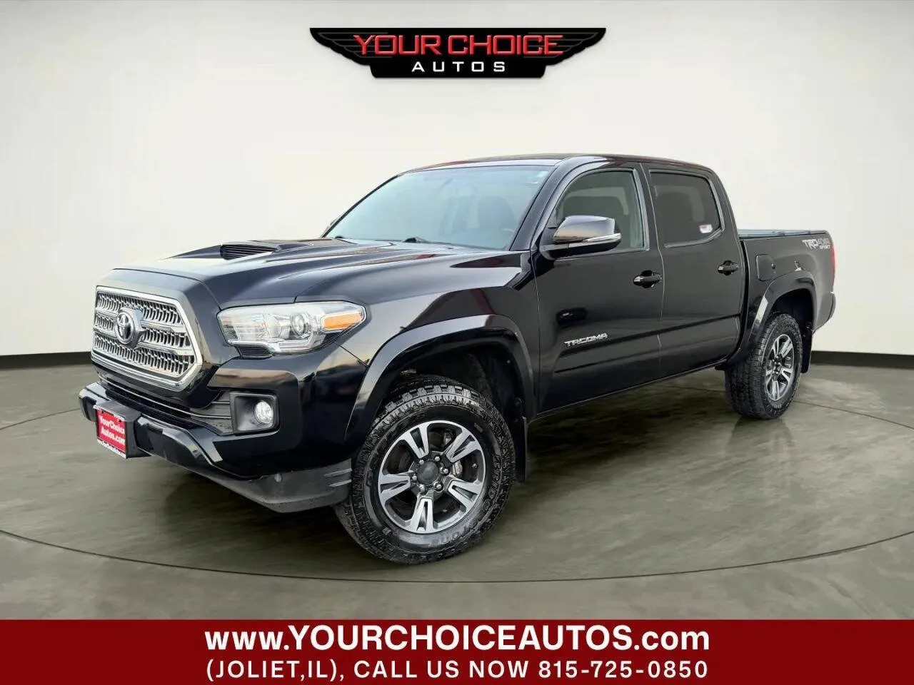 Black 2017 Toyota Tacoma TRD Off Road 4x4 4dr Double Cab 5.0 ft SB 6A for sale in Joliet, IL