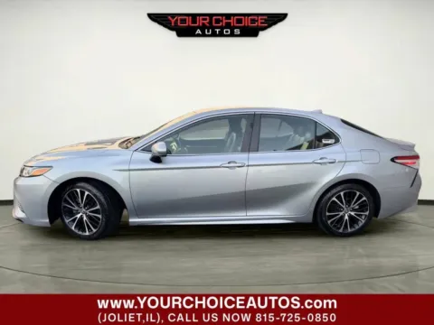 Photos of 2020 Toyota Camry SE 4dr Sedan for sale in Joliet, IL at Your Choice Autos - Joliet