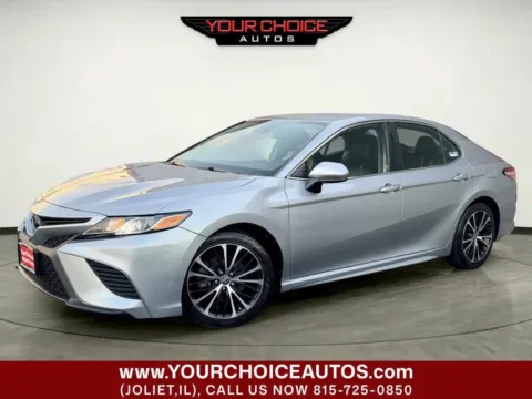 Silver 2020 Toyota Camry SE 4dr Sedan for sale in Joliet, IL