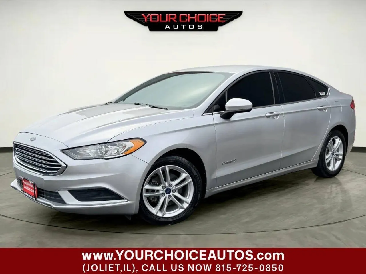 Silver 2018 Ford Fusion Hybrid SE for sale in Joliet, IL