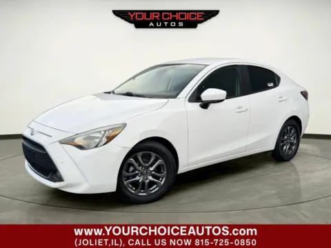 White 2020 Toyota Yaris Sedan LE 4dr Sedan 6A for sale in Joliet, IL