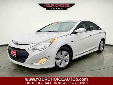 White 2013 Hyundai Sonata Hybrid Base 4dr Sedan for sale in Joliet, IL