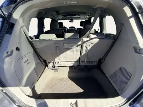 More photos of 2015 Honda Odyssey Touring Elite 4dr Mini Van at Your Choice Autos - Joliet, IL