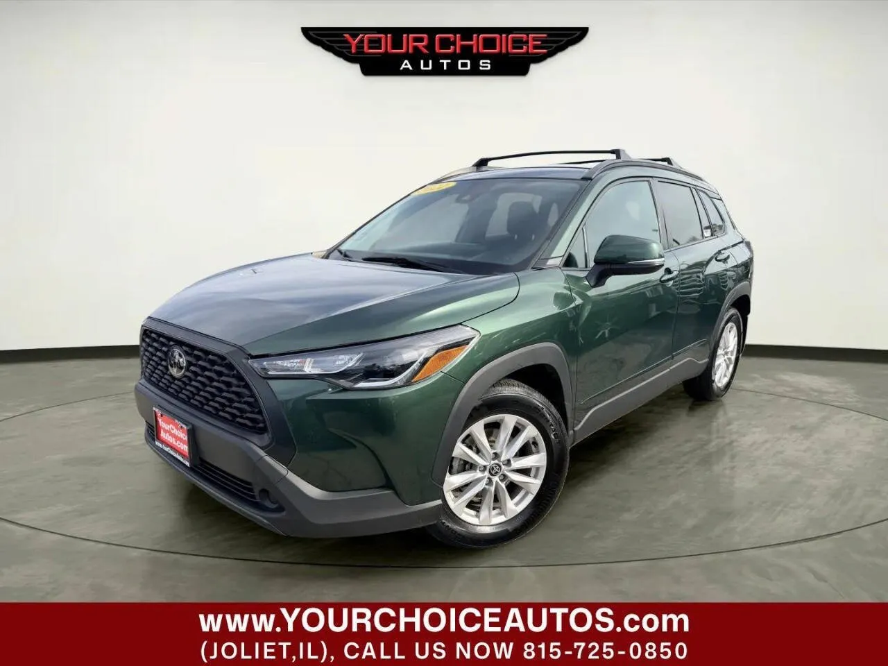 Green 2022 Toyota Corolla Cross LE for sale in Joliet, IL