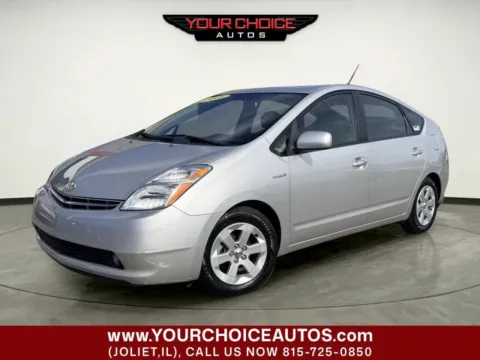 Silver 2008 Toyota Prius Base 4dr Hatchback for sale in Joliet, IL
