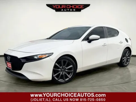 White 2021 Mazda Mazda3 Hatchback Preferred for sale in Joliet, IL