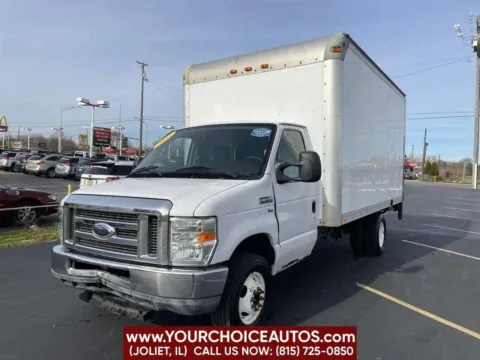 White 2011 Ford Econoline Commercial Cutaway E 350 SD 2dr Commercial/Cutaway/Chassis 138 176 in. WB for sale in Joliet, IL