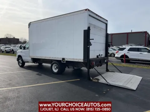 White 2011 Ford Econoline Commercial Cutaway E 350 SD 2dr Commercial/Cutaway/Chassis 138 176 in. WB for sale in Joliet, IL