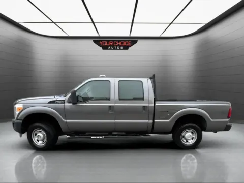 Photos of 2012 Ford Super Duty F-250 SRW XLT 4x4 4dr Crew Cab 6.8 ft. SB Pickup for sale in Joliet, IL at Your Choice Autos - Joliet