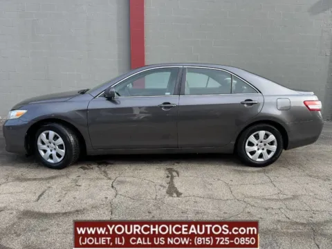 Photos of 2011 Toyota Camry LE 4dr Sedan 6A for sale in Joliet, IL at Your Choice Autos - Joliet