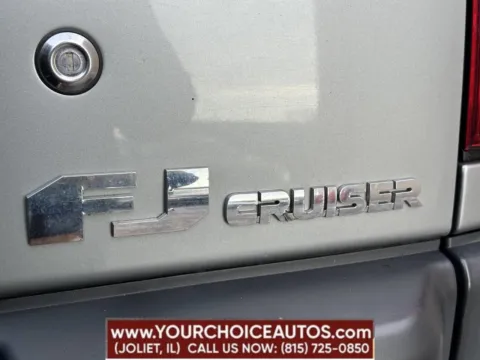 More photos of 2011 Toyota FJ Cruiser Base 4x4 4dr SUV 5A at Your Choice Autos - Joliet, IL