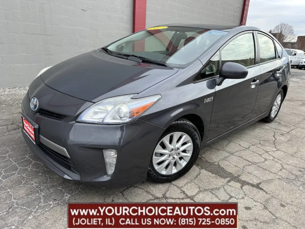 2013 Toyota Prius Plug-In Advanced 4dr Hatchback for sale in Joliet, IL