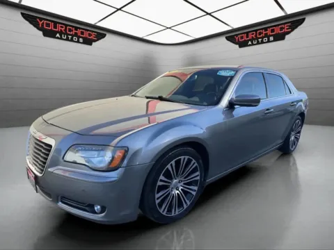 Gray 2012 Chrysler 300 S for sale in Joliet, IL