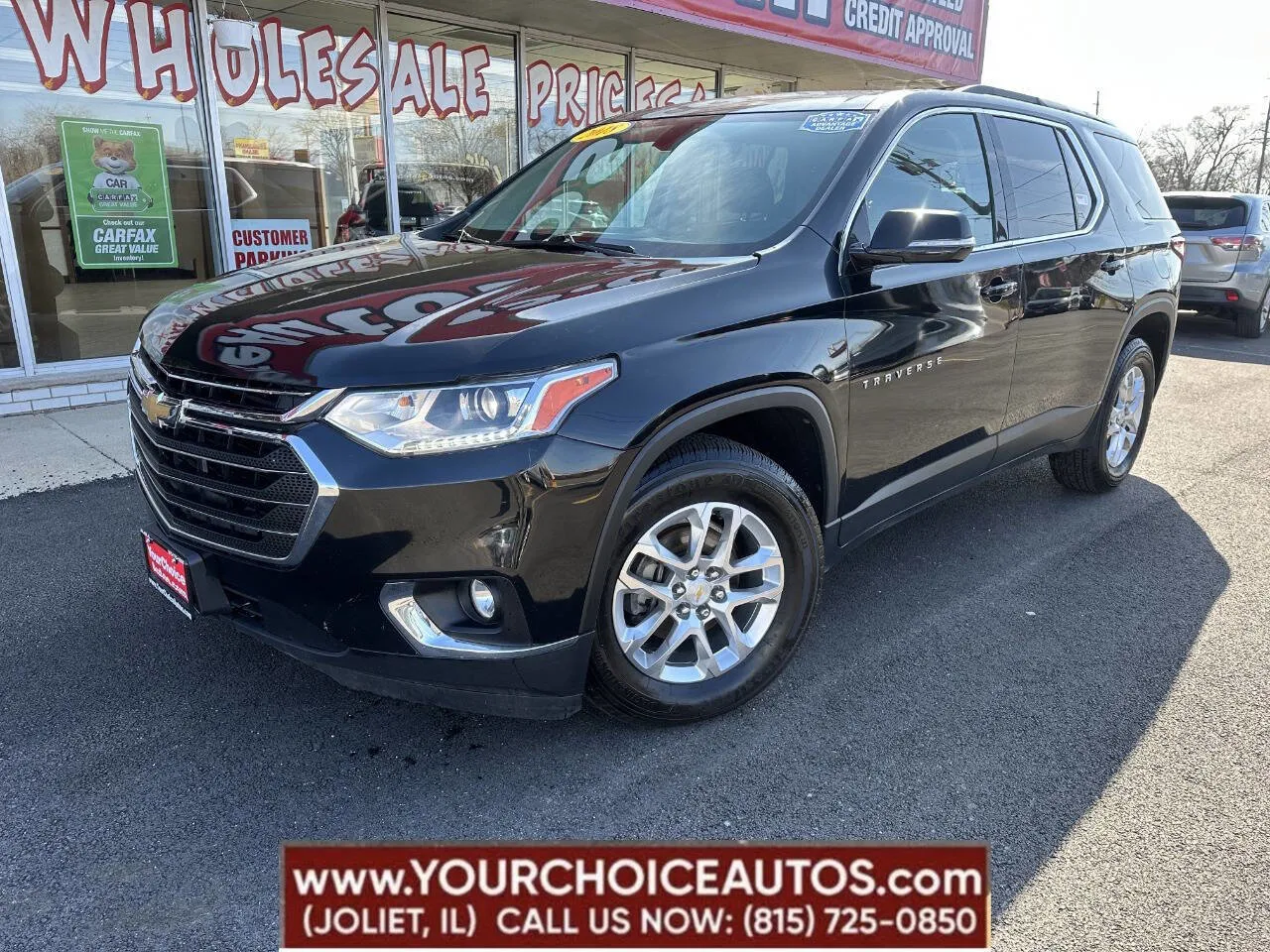 Black 2018 Chevrolet Traverse LT Cloth for sale in Joliet, IL