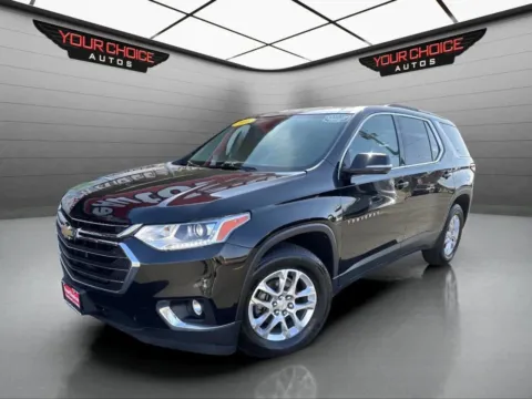 Black 2018 Chevrolet Traverse LT Cloth for sale in Joliet, IL