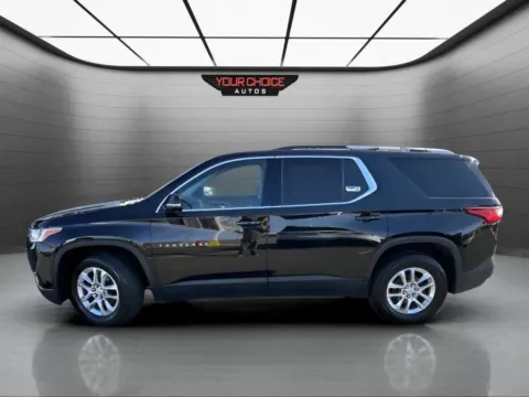Photos of 2018 Chevrolet Traverse LT Cloth for sale in Joliet, IL at Your Choice Autos - Joliet