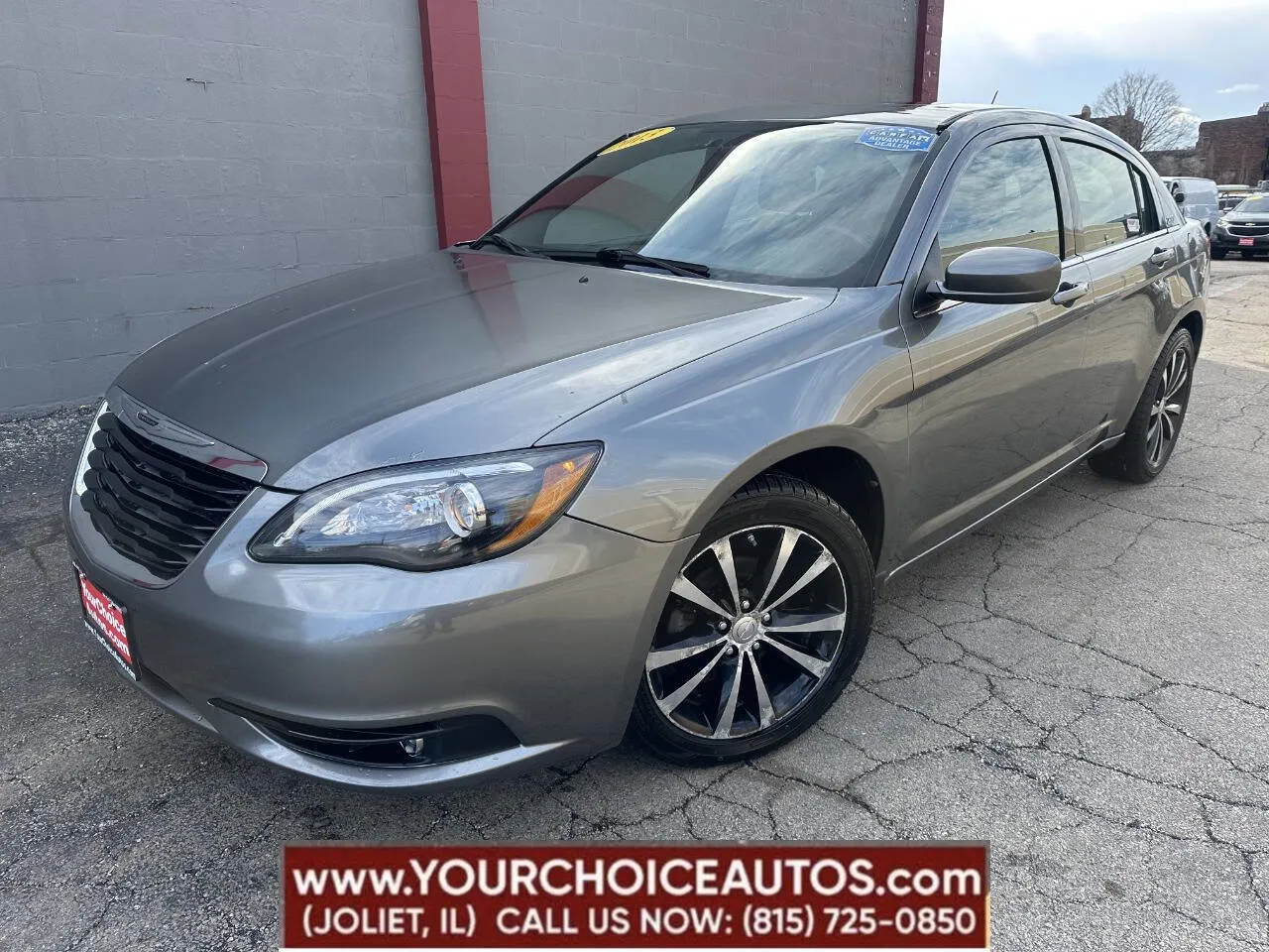 Gray 2013 Chrysler 200 Touring for sale in Joliet, IL