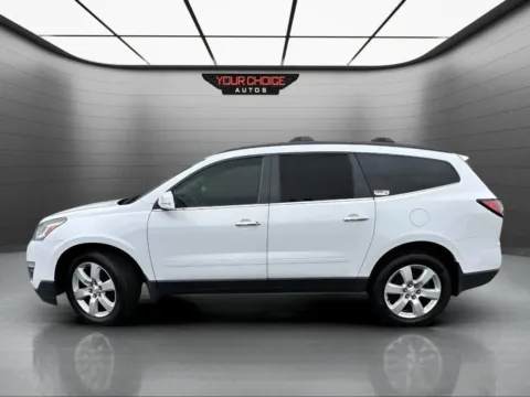 Photos of 2016 Chevrolet Traverse LT for sale in Joliet, IL at Your Choice Autos - Joliet