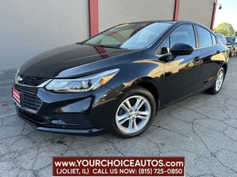 Black 2018 Chevrolet Cruze LT for sale in Joliet, IL