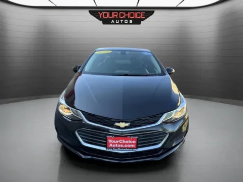 Photos of 2018 Chevrolet Cruze LT for sale in Joliet, IL at Your Choice Autos - Joliet