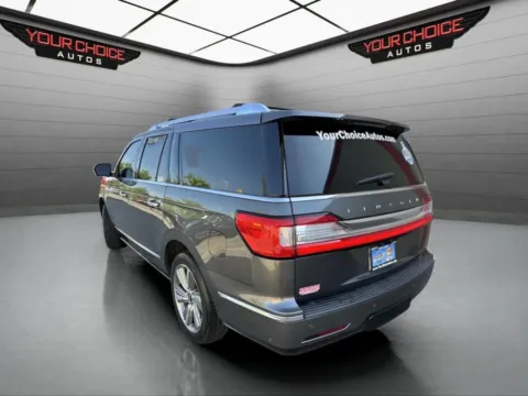 Another view of 2018 Lincoln Navigator L Reserve for sale in Joliet, IL at Your Choice Autos - Joliet