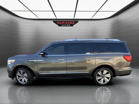 Photos of 2018 Lincoln Navigator L Reserve for sale in Joliet, IL at Your Choice Autos - Joliet