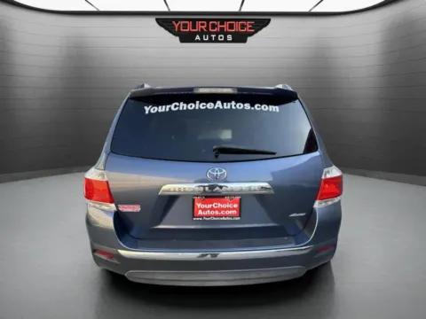 More photos of 2013 Toyota Highlander Limited at Your Choice Autos - Joliet, IL