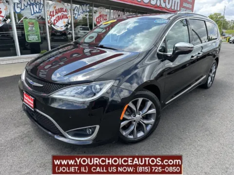 Black 2018 Chrysler Pacifica Limited for sale in Joliet, IL