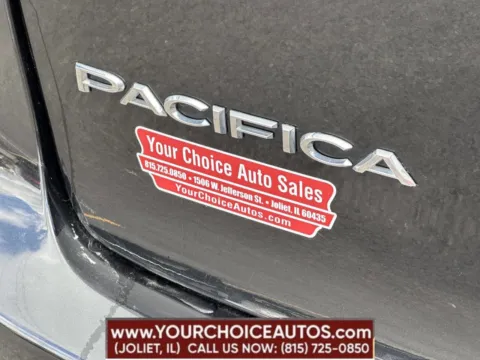 More photos of 2018 Chrysler Pacifica Limited at Your Choice Autos - Joliet, IL
