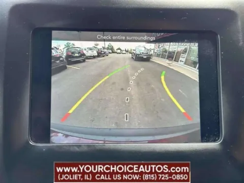 More photos of 2021 Jeep Cherokee Altitude at Your Choice Autos - Joliet, IL