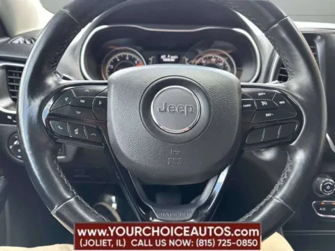 Photos of 2021 Jeep Cherokee Altitude for sale in Joliet, IL at Your Choice Autos - Joliet