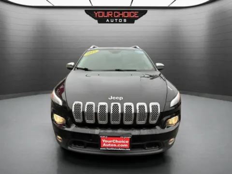 Photos of 2015 Jeep Cherokee Latitude for sale in Joliet, IL at Your Choice Autos - Joliet